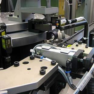 UK接线端子自动装配检测线